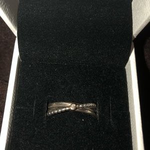 Pandora Ring